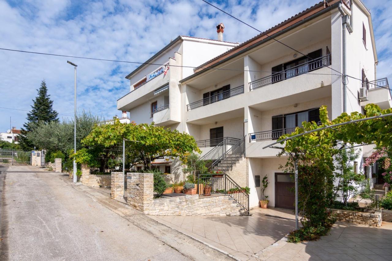 Apartments With A Parking Space Rovinj - 12656 Eksteriør bilde